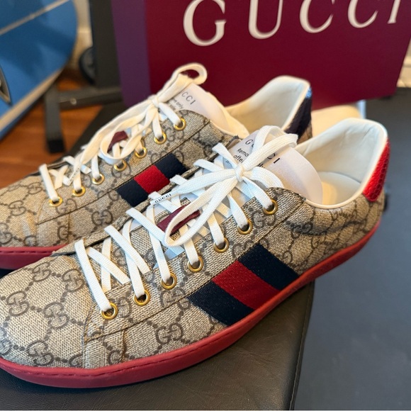 Gucci Ace Supreme GG beige sneakers - Picture 11 of 11